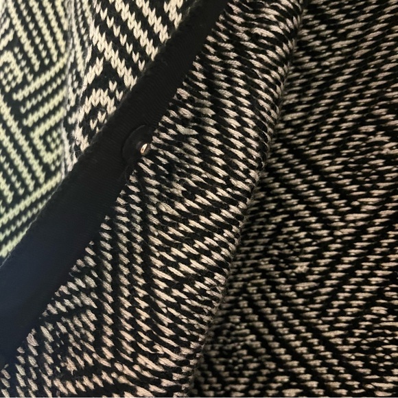 Leo & Ugo black and white cardigan - Picture 6 of 8